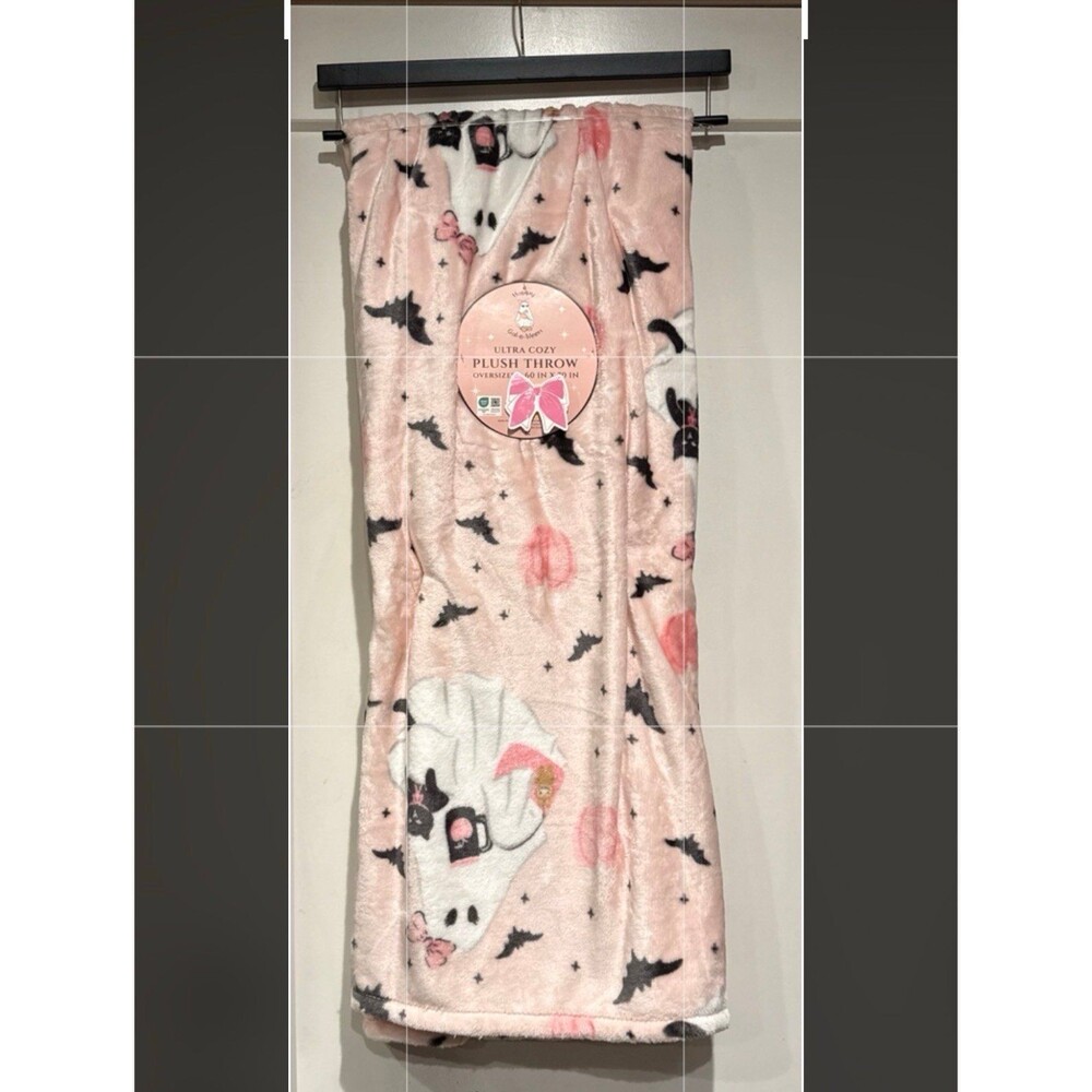 PINK HALLOWEEN GHOST WITH CAT, HANDBAG & TUMBLER BLANKET